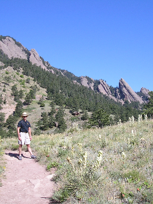 That's me in front of the Flat Irons in Boulder, circa June 2015