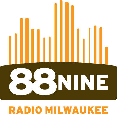 889 radio milwaukee logo